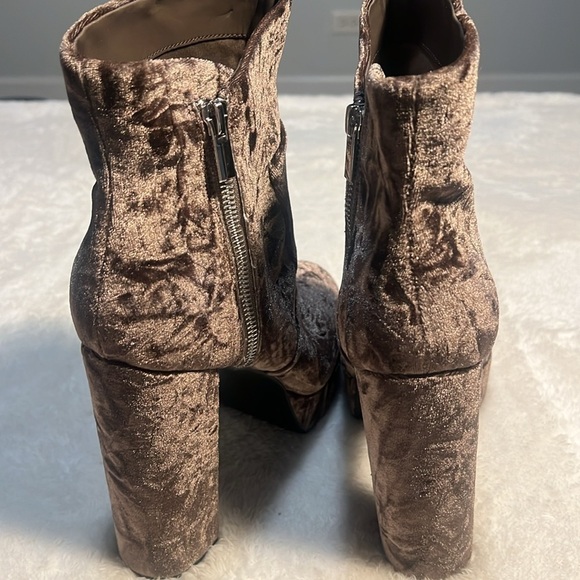Gianni Bini Sz 10 Brown Crushed Tan Velvet High heel Platform Festival Boots NWT - Picture 10 of 16